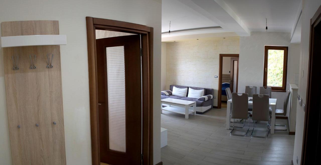הרצג-נובי Apartments Admiral מראה חיצוני תמונה