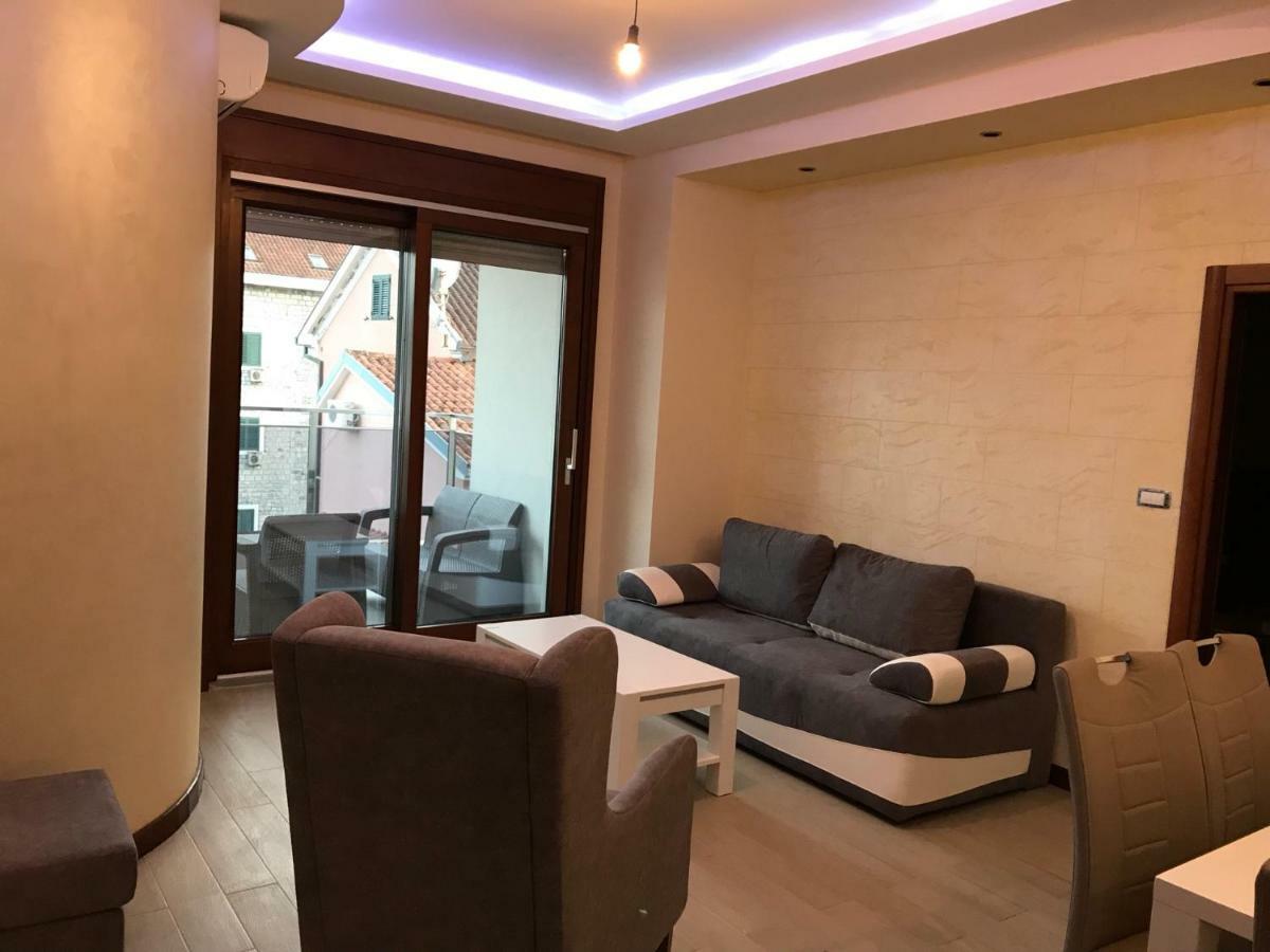 הרצג-נובי Apartments Admiral מראה חיצוני תמונה